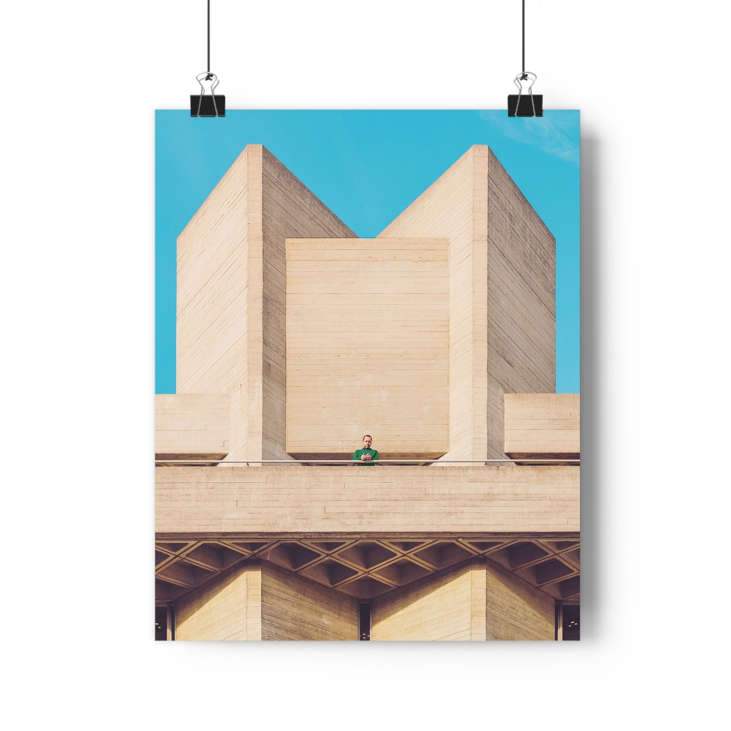 Man in Green in front of RNT